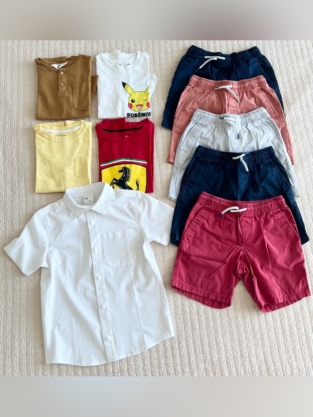 10 pieces Boys clothes bundle: t-shirts, shorts, snap front shirt